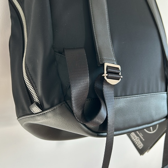 NEW WITH TAGS Limited Edition Haerfest Mercedes Benz Backpack - Picture 9 of 17